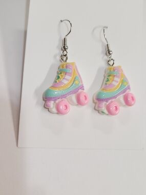 Kawaii Pastel Roller Skate Dangle Earrings - Pink, Mint, Yellow